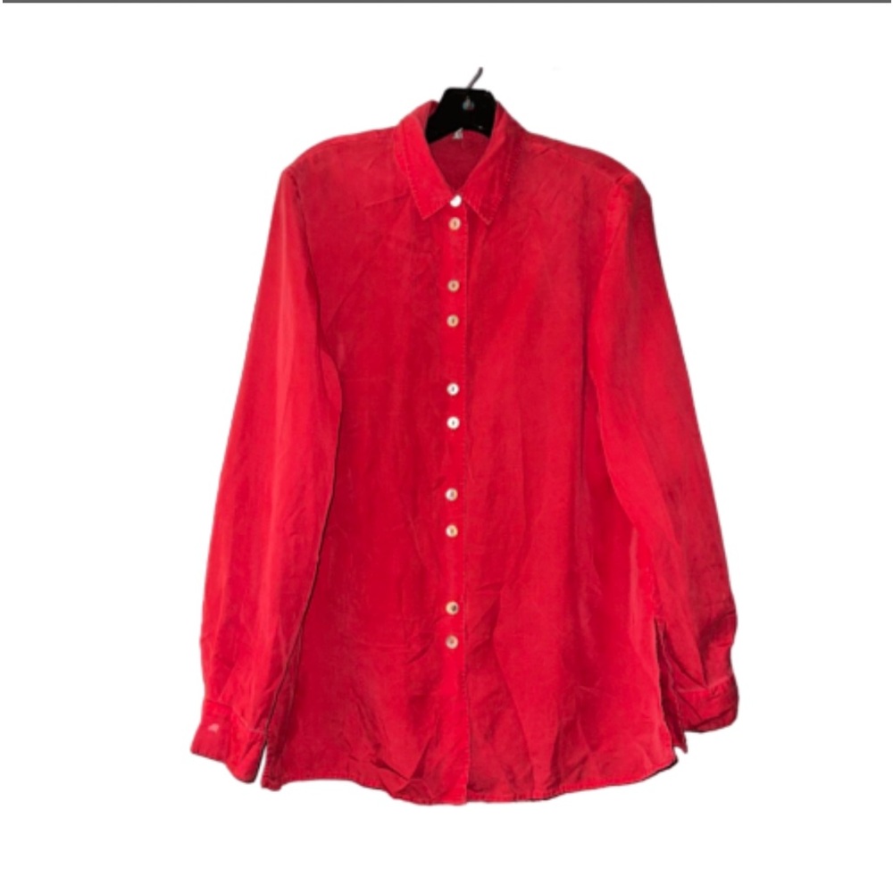 Red Blouse‎